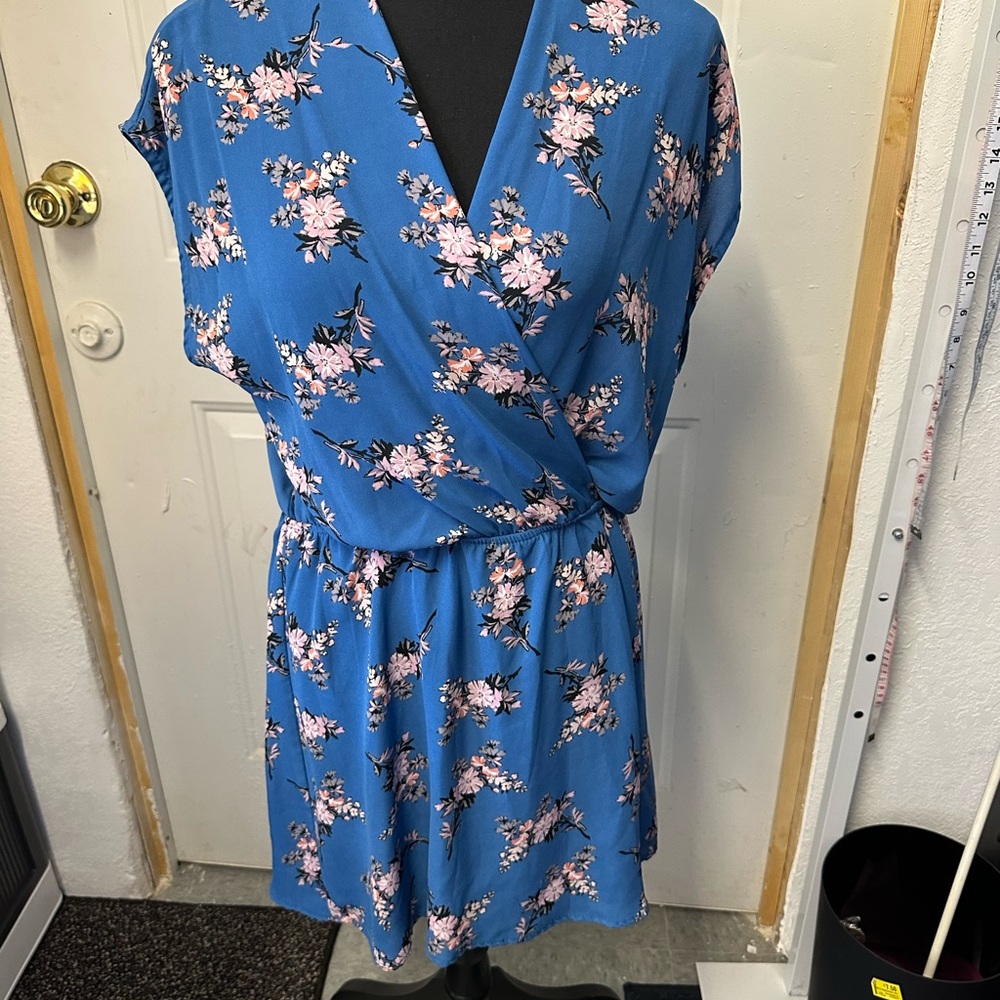 Charlotte Russe Blue Floral‎ Dress